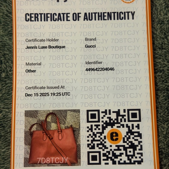 Gucci Blush Leather Satchel with Gold Accents - Picture 8 of 15